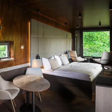 Edelforst Baumhaeuser * Schrems (Lower Austria)