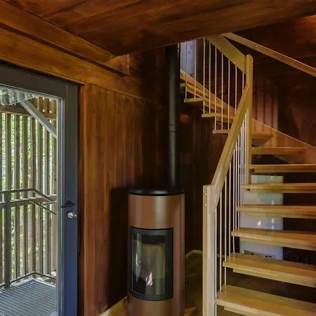Lodge Edelforst Baumhaeuser *