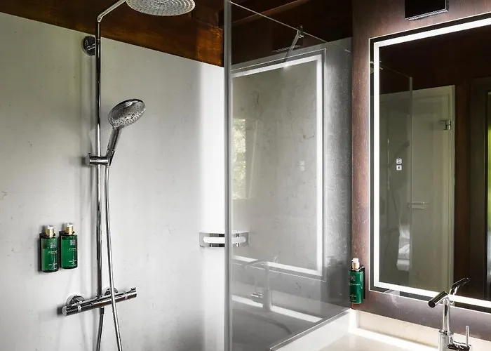 Edelforst Baumhaeuser * Schrems (Lower Austria)